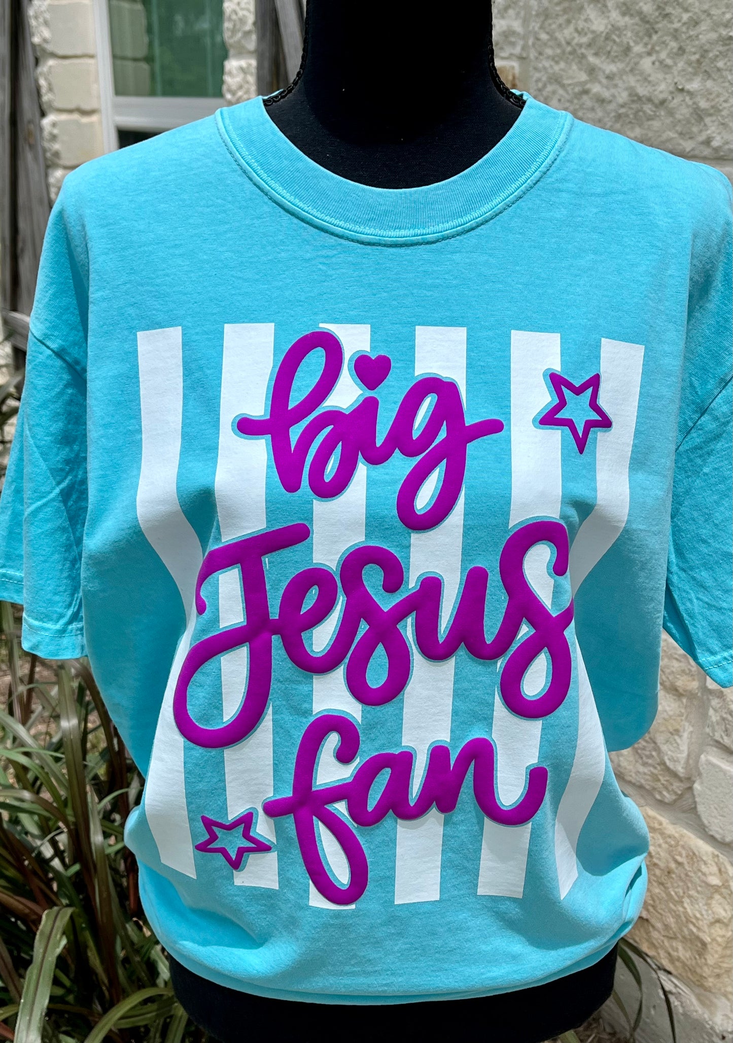 BIG JESUS FAN W/ PUFF