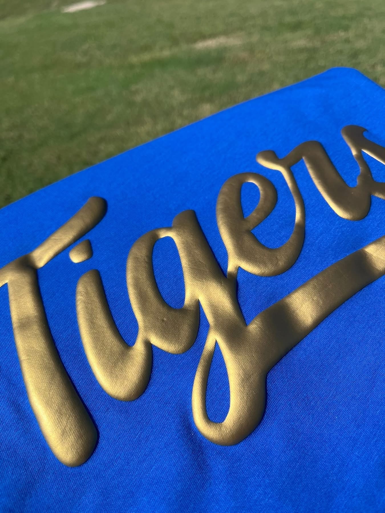 METALLIC GOLD PUFF TIGERS SWEATSHIRT AL