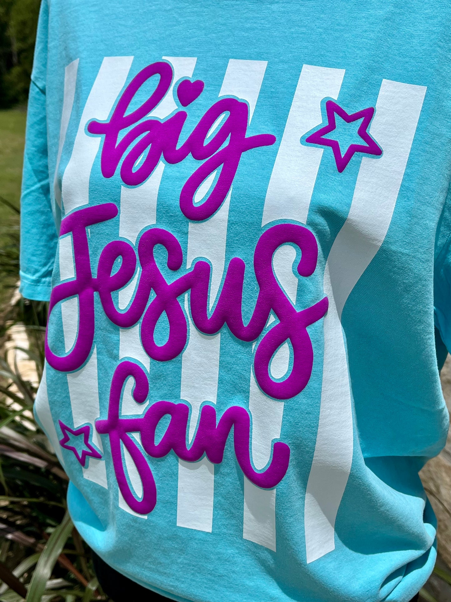 BIG JESUS FAN W/ PUFF