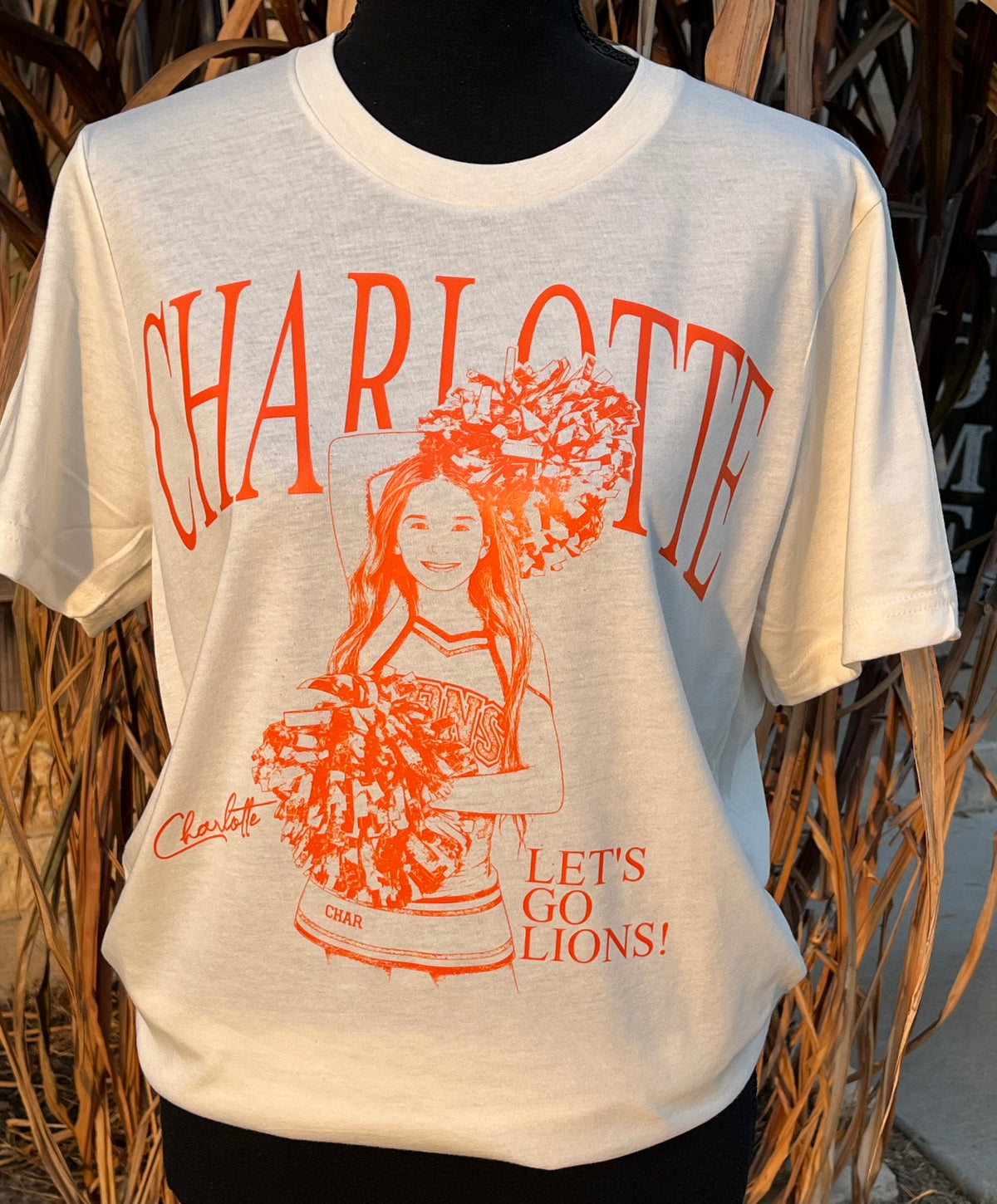 HEADLINER PICTURE TEE