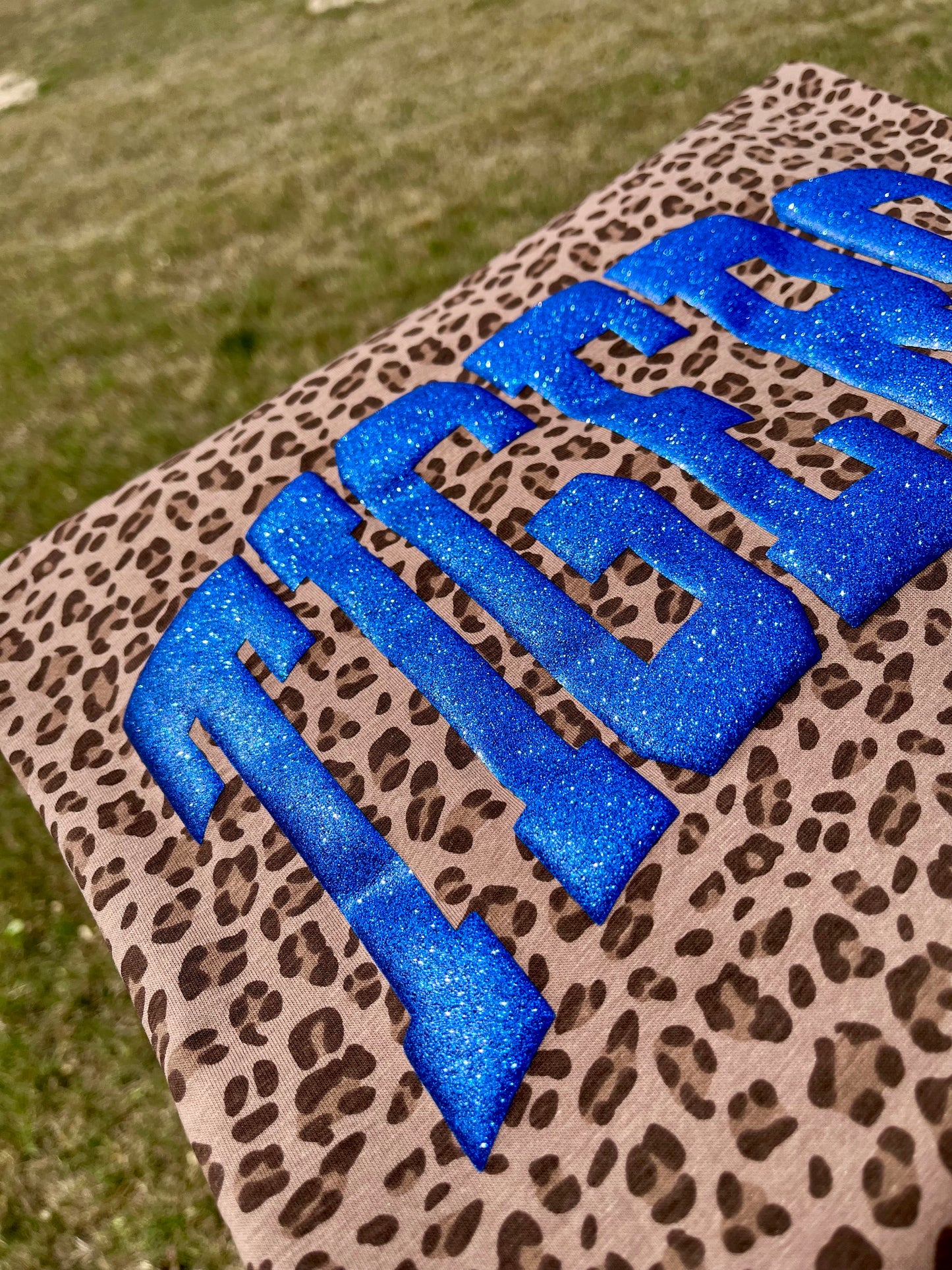 LEOPARD SCHOOL SPIRIT CURVE