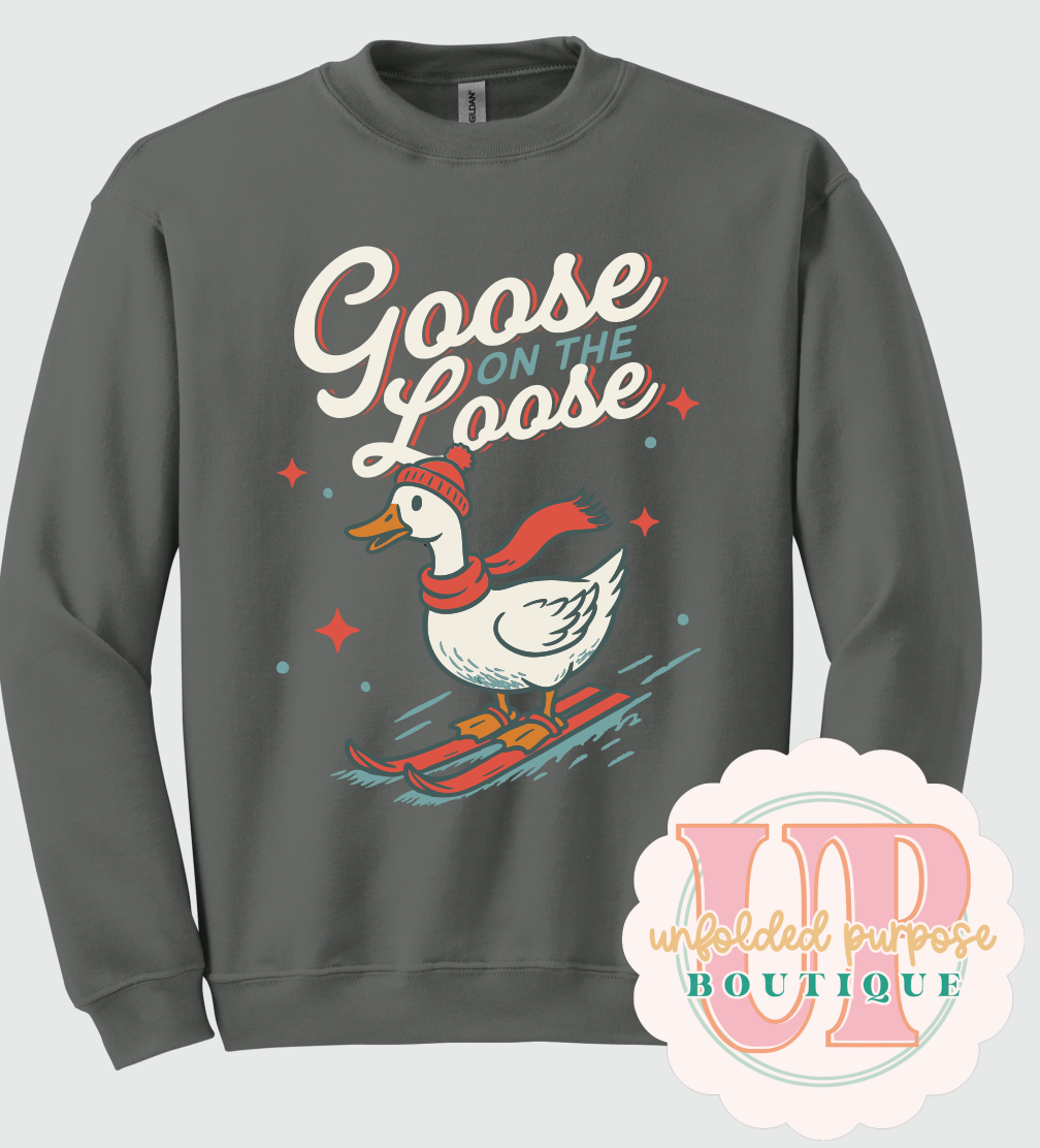 CHRISTMAS GOOSE ON THE LOOSE